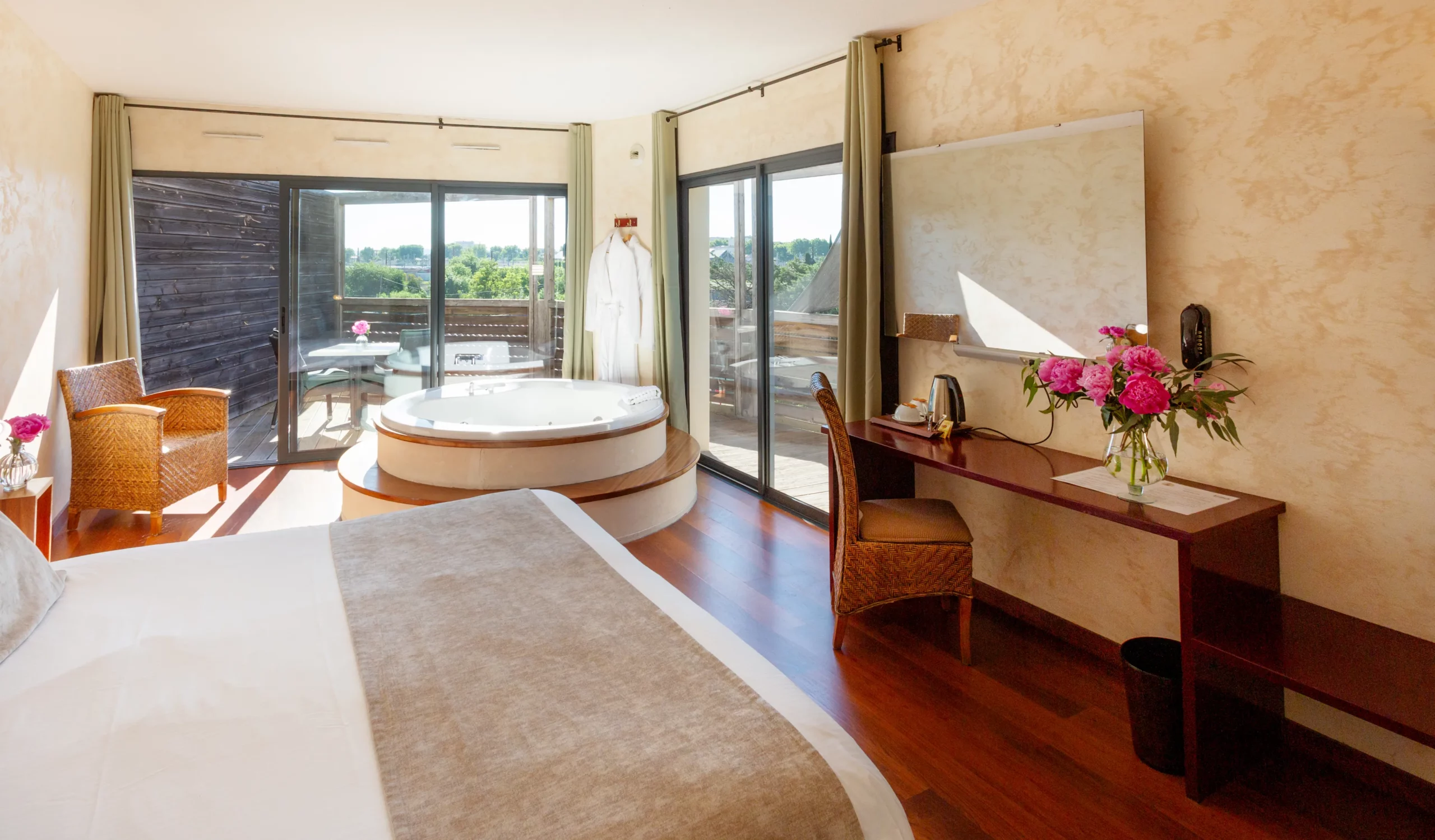 DEFACTO Design de marque - ÎLE DU GUA